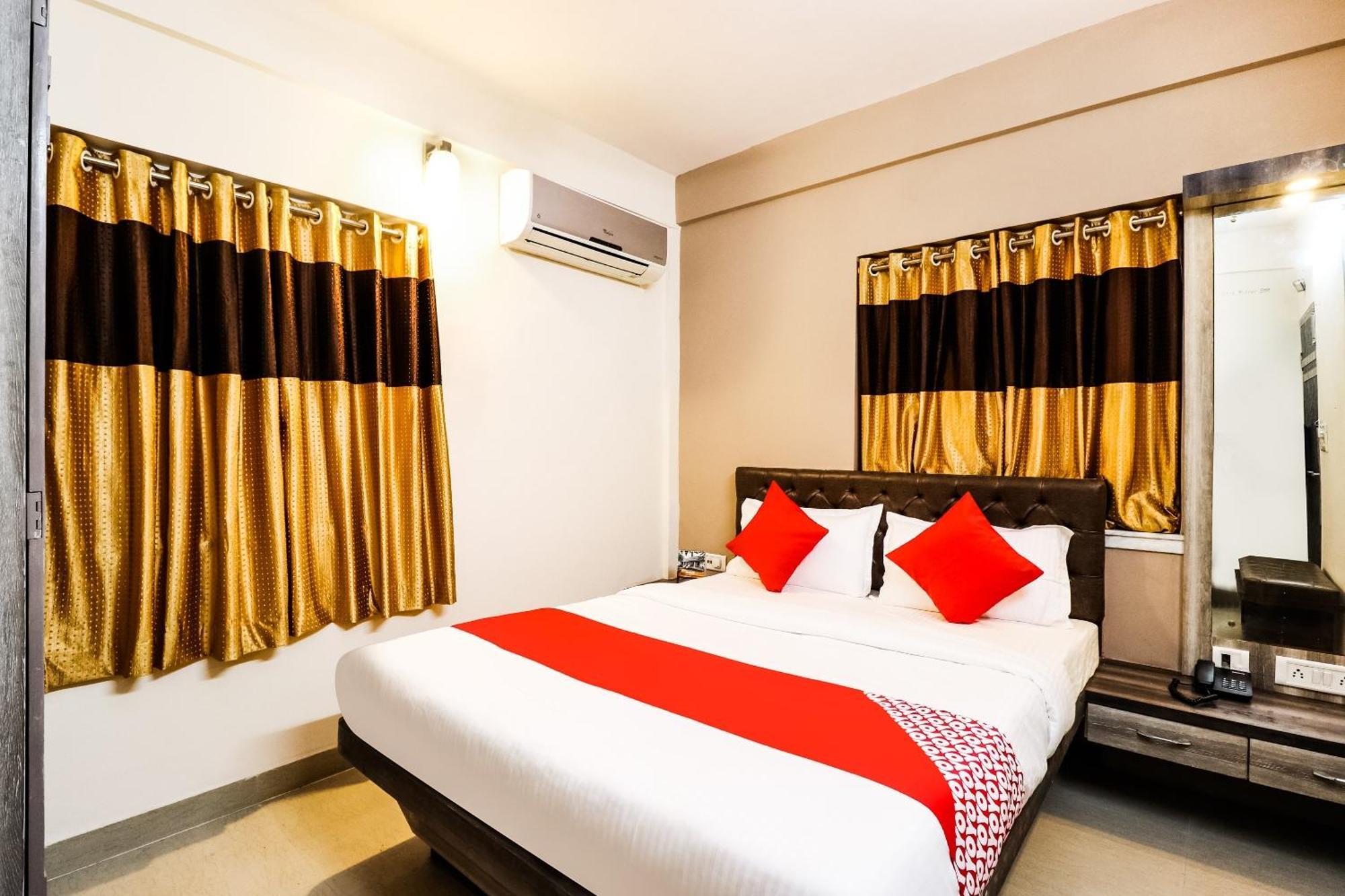 Hotel O Kuber Residency Near Birla Mandir Calcutta Exteriör bild