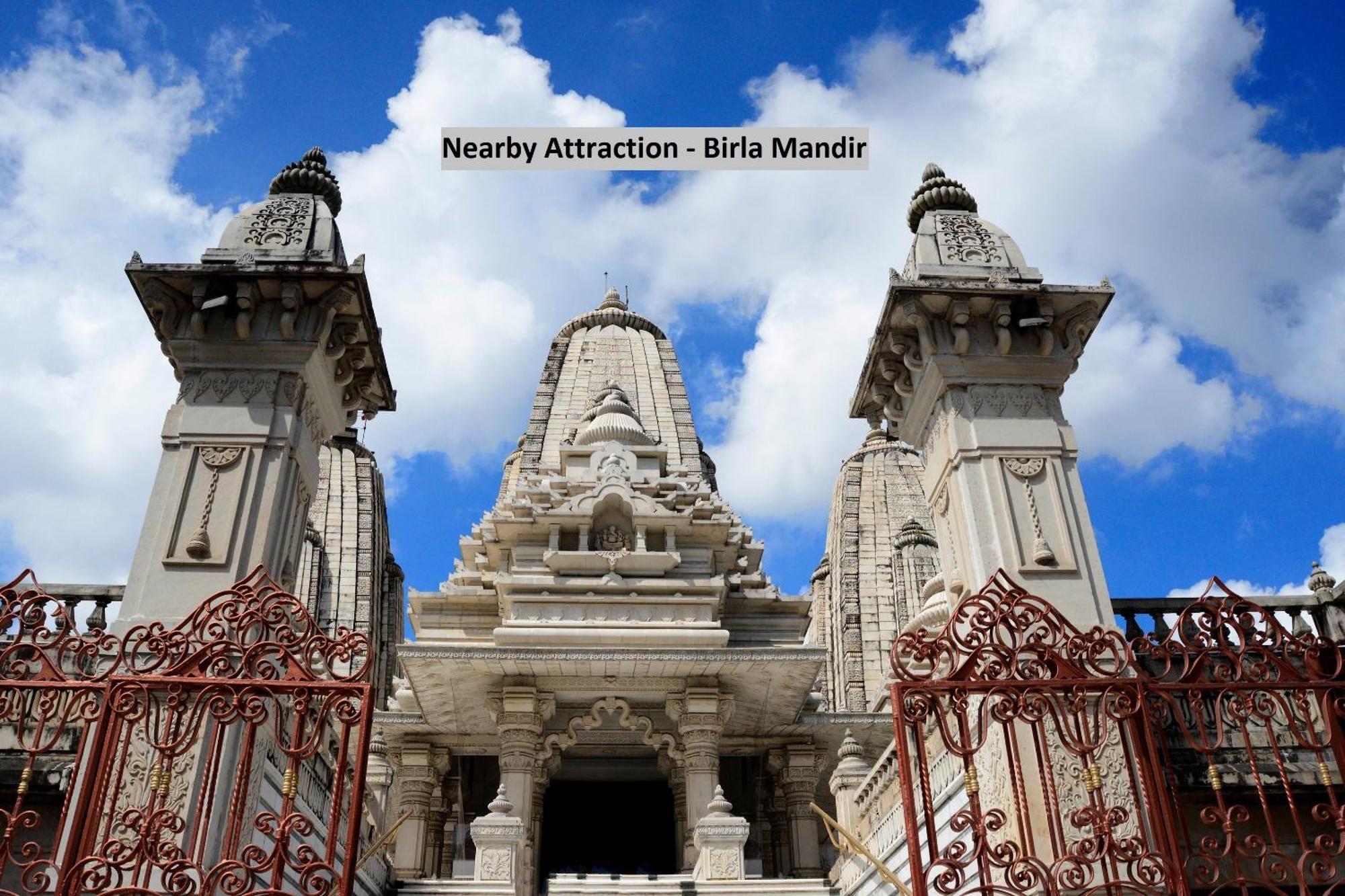 Hotel O Kuber Residency Near Birla Mandir Calcutta Exteriör bild